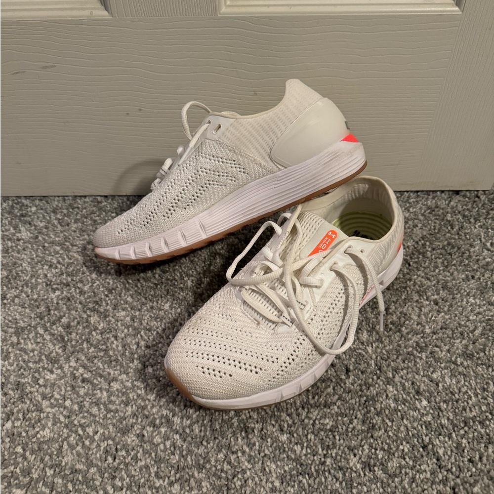 Under Armor EUC white tennis shoes with orange accent women’s size 10